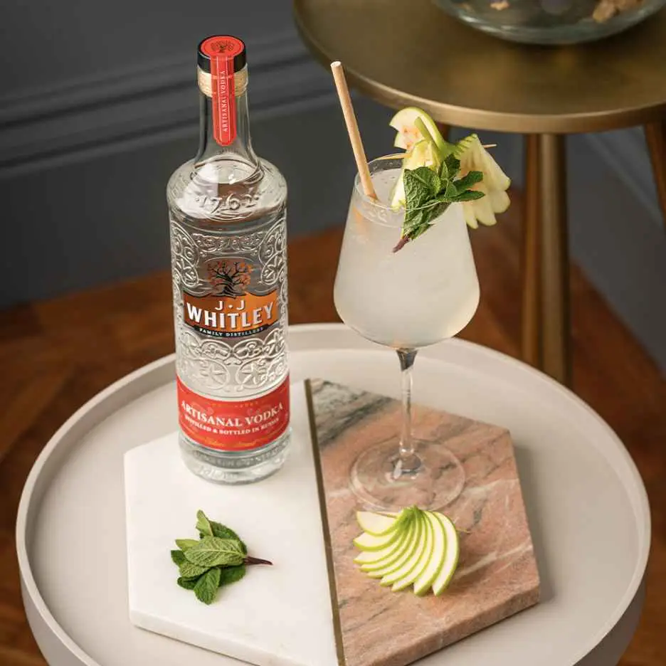 J.J Whitley Artisanal Vodka 70cl – Premium British Vodka saveandgo