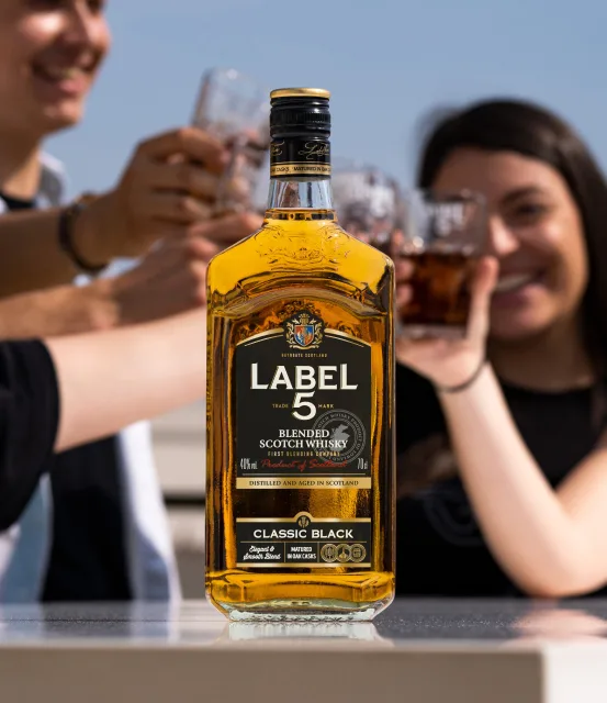 Label 5 Scotch Whisky 1L Highland Scotch Whisky, 40% ABV, Smooth & Balanced, Perfect for Whisky Lovers saveandgo